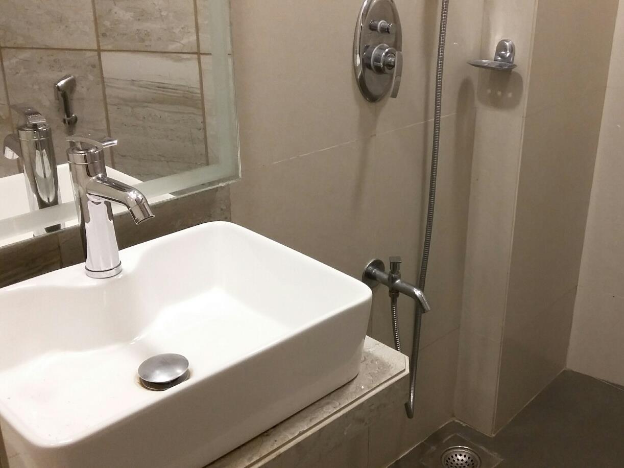 Hotel Kalpana Elite Мумбай Екстериор снимка