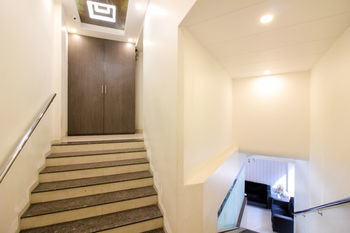 Hotel Kalpana Elite Мумбай Екстериор снимка